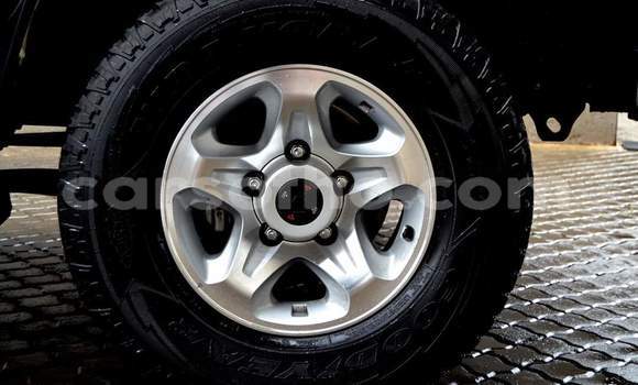 Sayi Na hannu Toyota Land Cruiser White Mota in Maputsoa a Leribe Sayi Na hannu Toyota Land Cruiser White Mota in Maputsoa a Leribe