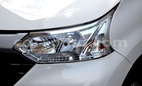 Sayi Na hannu Toyota Avanza White Mota in Maputsoa a Leribe Sayi Na hannu Toyota Avanza White Mota in Maputsoa a Leribe