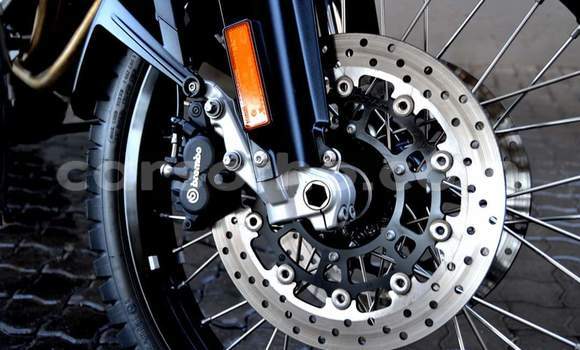 Sayi Na hannu BMW F800GS Red Motsi in Maputsoe a Leribe Sayi Na hannu BMW F800GS Red Motsi in Maputsoe a Leribe