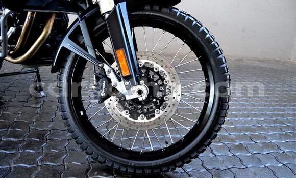 Sayi Na hannu BMW F800GS Red Motsi in Maputsoe a Leribe Sayi Na hannu BMW F800GS Red Motsi in Maputsoe a Leribe