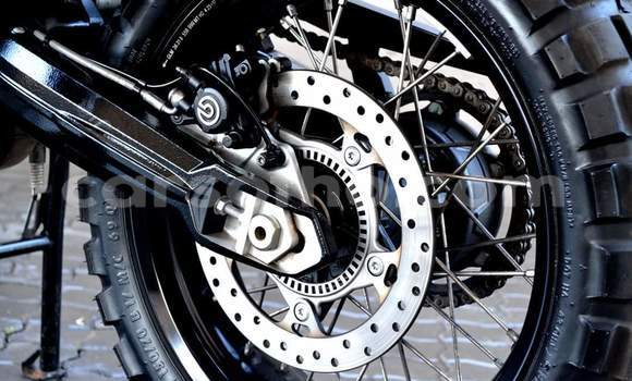 Sayi Na hannu BMW F800GS Red Motsi in Maputsoe a Leribe Sayi Na hannu BMW F800GS Red Motsi in Maputsoe a Leribe