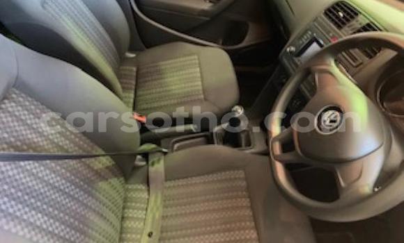 Acheter Occasion Voiture Volkswagen Polo Gris à Thaba–Tseka, Mafeteng Acheter Occasion Voiture Volkswagen Polo Gris à Thaba–Tseka, Mafeteng