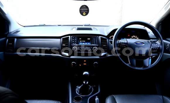 اشتري مستعمل Ford Everest Other سيارة في Maputsoe في Leribe اشتري مستعمل Ford Everest Other سيارة في Maputsoe في Leribe