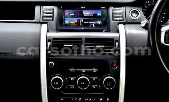 Sayi Na hannu Land Rover Discovery Sport White Mota in Maputsoa a Leribe Sayi Na hannu Land Rover Discovery Sport White Mota in Maputsoa a Leribe