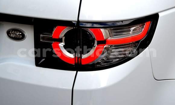 Sayi Na hannu Land Rover Discovery Sport White Mota in Maputsoa a Leribe Sayi Na hannu Land Rover Discovery Sport White Mota in Maputsoa a Leribe