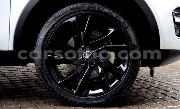 Sayi Na hannu Land Rover Discovery Sport White Mota in Maputsoa a Leribe Sayi Na hannu Land Rover Discovery Sport White Mota in Maputsoa a Leribe