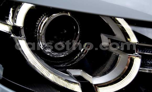 Sayi Na hannu Land Rover Discovery Sport White Mota in Maputsoa a Leribe Sayi Na hannu Land Rover Discovery Sport White Mota in Maputsoa a Leribe