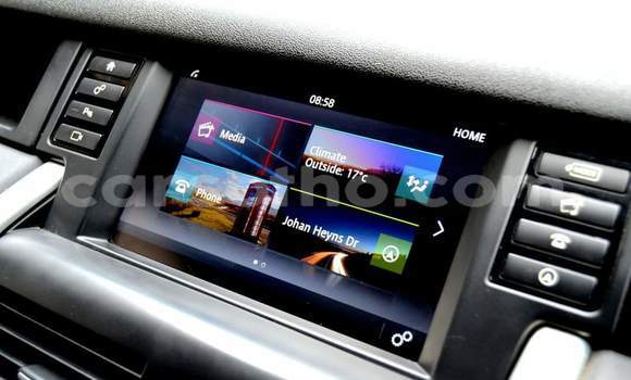 Sayi Na hannu Land Rover Discovery Sport White Mota in Maputsoa a Leribe Sayi Na hannu Land Rover Discovery Sport White Mota in Maputsoa a Leribe