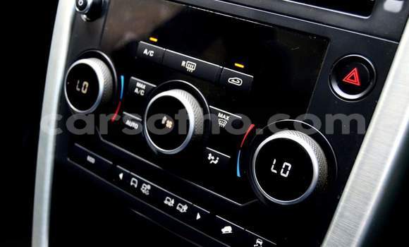 Sayi Na hannu Land Rover Discovery Sport White Mota in Maputsoa a Leribe Sayi Na hannu Land Rover Discovery Sport White Mota in Maputsoa a Leribe