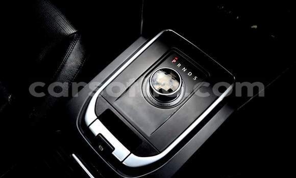 Sayi Na hannu Land Rover Discovery Sport White Mota in Maputsoa a Leribe Sayi Na hannu Land Rover Discovery Sport White Mota in Maputsoa a Leribe