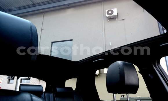 Sayi Na hannu Land Rover Discovery Sport White Mota in Maputsoa a Leribe Sayi Na hannu Land Rover Discovery Sport White Mota in Maputsoa a Leribe