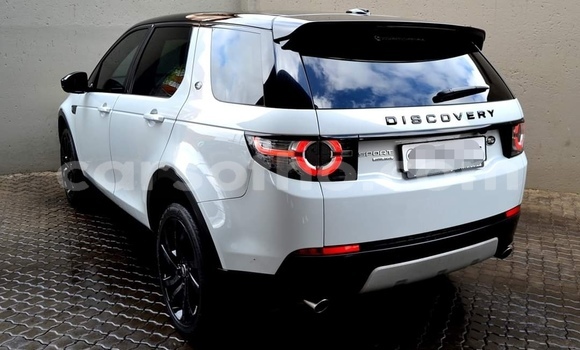 Sayi Na hannu Land Rover Discovery Sport White Mota in Maputsoa a Leribe Sayi Na hannu Land Rover Discovery Sport White Mota in Maputsoa a Leribe