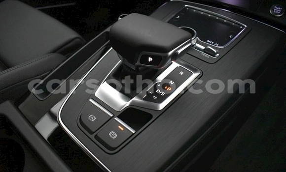 اشتري مستعمل Audi Q5 Blue سيارة في Mokhotlong في Berea اشتري مستعمل Audi Q5 Blue سيارة في Mokhotlong في Berea