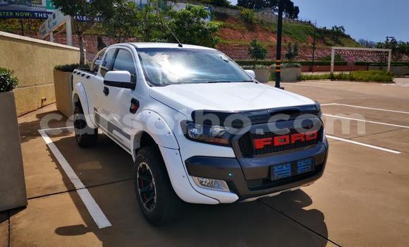 Sayi Na hannu Ford Ranger White Mota in Maputsoe a Leribe Sayi Na hannu Ford Ranger White Mota in Maputsoe a Leribe