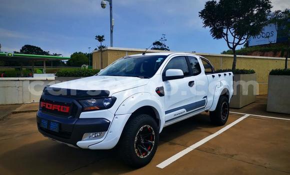 Sayi Na hannu Ford Ranger White Mota in Maputsoe a Leribe Sayi Na hannu Ford Ranger White Mota in Maputsoe a Leribe