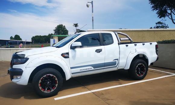 Sayi Na hannu Ford Ranger White Mota in Maputsoe a Leribe Sayi Na hannu Ford Ranger White Mota in Maputsoe a Leribe