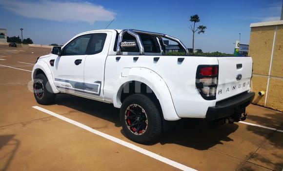 Sayi Na hannu Ford Ranger White Mota in Maputsoe a Leribe Sayi Na hannu Ford Ranger White Mota in Maputsoe a Leribe