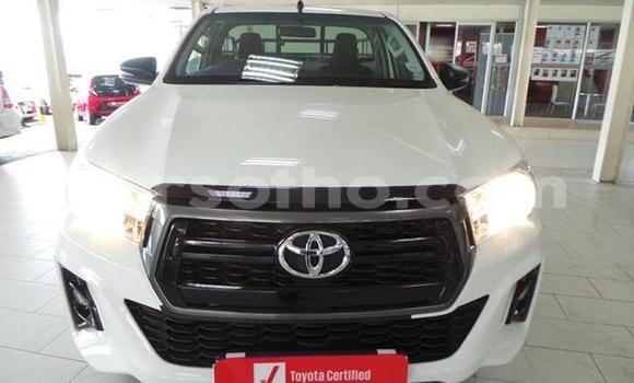 اشتري مستعمل Toyota Hilux White سيارة في Maseru في Maseru اشتري مستعمل Toyota Hilux White سيارة في Maseru في Maseru