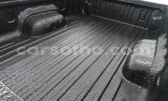 اشتري مستعمل Toyota Hilux White سيارة في Maseru في Maseru اشتري مستعمل Toyota Hilux White سيارة في Maseru في Maseru