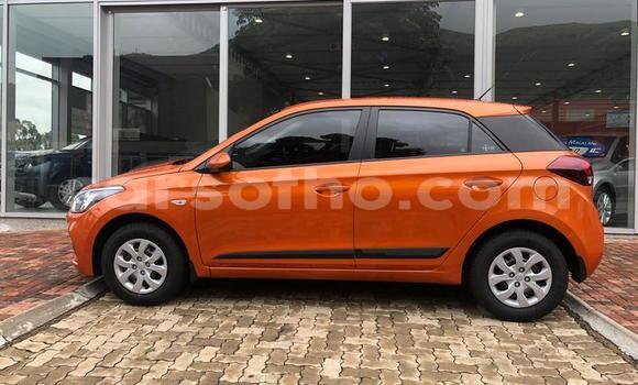 Sayi Na hannu Hyundai i20 Beige Mota in Mafeteng a Mafeteng Sayi Na hannu Hyundai i20 Beige Mota in Mafeteng a Mafeteng