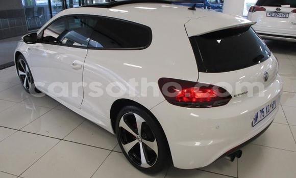 Sayi Na hannu Volkswagen Scirocco White Mota in Mafeteng a Mafeteng Sayi Na hannu Volkswagen Scirocco White Mota in Mafeteng a Mafeteng