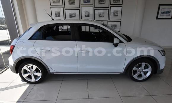 Sayi Na hannu Audi A1 White Mota in Mafeteng a Mafeteng Sayi Na hannu Audi A1 White Mota in Mafeteng a Mafeteng
