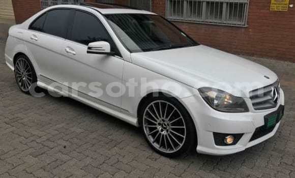 Buy Used Mercedes-Benz C–Class White Car in Maputsoe in Leribe Buy Used Mercedes-Benz C–Class White Car in Maputsoe in Leribe