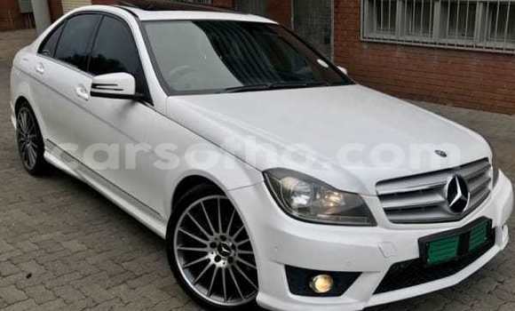 Buy Used Mercedes-Benz C–Class White Car in Maputsoe in Leribe Buy Used Mercedes-Benz C–Class White Car in Maputsoe in Leribe