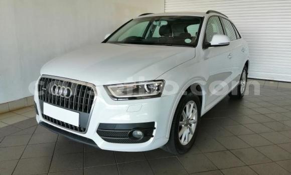 Sayi Na hannu Audi Q3 White Mota in Mafeteng a Mafeteng Sayi Na hannu Audi Q3 White Mota in Mafeteng a Mafeteng