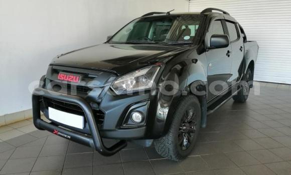 Sayi Na hannu Isuzu KB Black Mota in Mafeteng a Mafeteng Sayi Na hannu Isuzu KB Black Mota in Mafeteng a Mafeteng