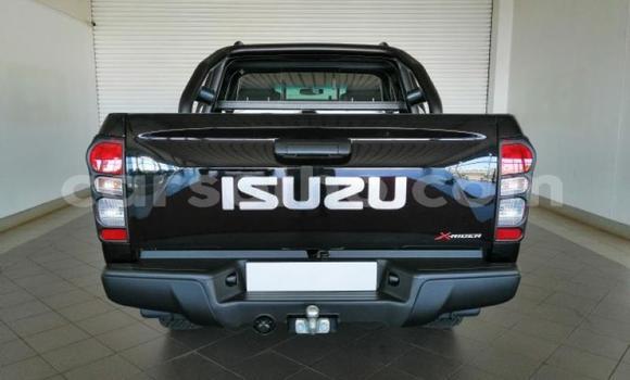 Sayi Na hannu Isuzu KB Black Mota in Mafeteng a Mafeteng Sayi Na hannu Isuzu KB Black Mota in Mafeteng a Mafeteng