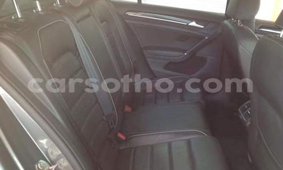 Sayi Na hannu Volkswagen Golf R Silver Mota in Maseru a Maseru Sayi Na hannu Volkswagen Golf R Silver Mota in Maseru a Maseru