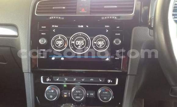 Sayi Na hannu Volkswagen Golf R Silver Mota in Maseru a Maseru Sayi Na hannu Volkswagen Golf R Silver Mota in Maseru a Maseru