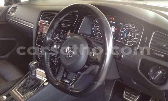 Sayi Na hannu Volkswagen Golf R Silver Mota in Maseru a Maseru Sayi Na hannu Volkswagen Golf R Silver Mota in Maseru a Maseru