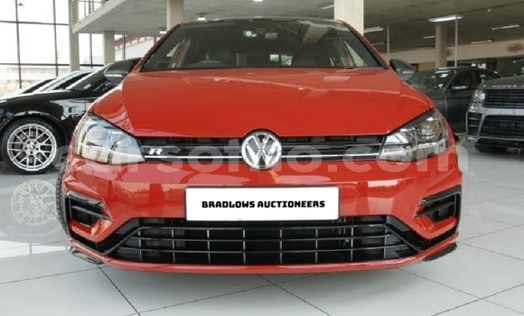 Sayi Na hannu Volkswagen Golf R Red Mota in Mafeteng a Mafeteng Sayi Na hannu Volkswagen Golf R Red Mota in Mafeteng a Mafeteng