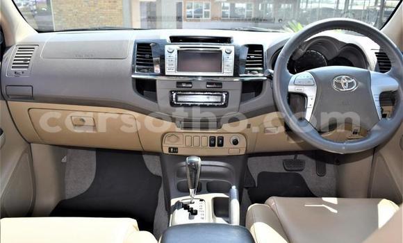Acheter Occasion Voiture Toyota Fortuner Blanc à Maputsoa, Leribe Acheter Occasion Voiture Toyota Fortuner Blanc à Maputsoa, Leribe