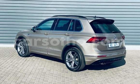 Sayi Na hannu Volkswagen Tiguan Silver Mota in Mafeteng a Mafeteng Sayi Na hannu Volkswagen Tiguan Silver Mota in Mafeteng a Mafeteng