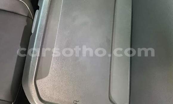Sayi Na hannu Volkswagen Tiguan Silver Mota in Mafeteng a Mafeteng Sayi Na hannu Volkswagen Tiguan Silver Mota in Mafeteng a Mafeteng