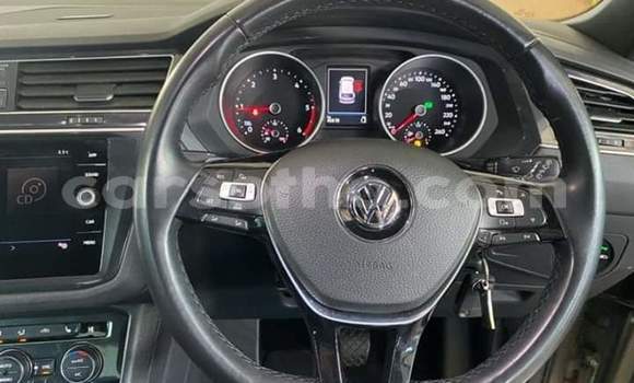 Sayi Na hannu Volkswagen Tiguan Silver Mota in Mafeteng a Mafeteng Sayi Na hannu Volkswagen Tiguan Silver Mota in Mafeteng a Mafeteng