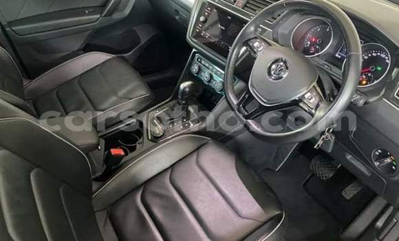 Sayi Na hannu Volkswagen Tiguan Silver Mota in Mafeteng a Mafeteng Sayi Na hannu Volkswagen Tiguan Silver Mota in Mafeteng a Mafeteng