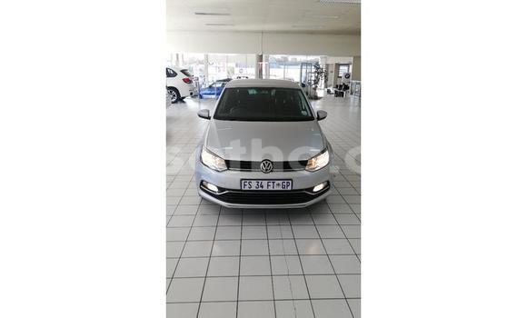 Sayi Na hannu Volkswagen Polo Silver Mota in Maseru a Maseru Sayi Na hannu Volkswagen Polo Silver Mota in Maseru a Maseru