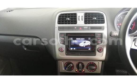 Sayi Na hannu Volkswagen Polo Silver Mota in Maseru a Maseru Sayi Na hannu Volkswagen Polo Silver Mota in Maseru a Maseru