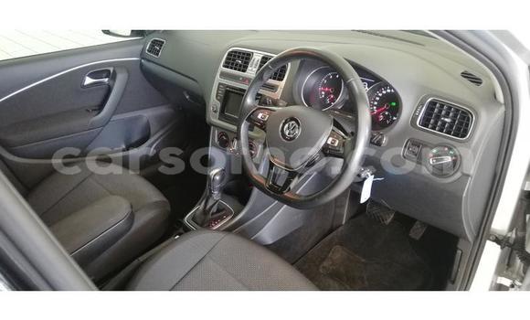 Sayi Na hannu Volkswagen Polo Silver Mota in Maseru a Maseru Sayi Na hannu Volkswagen Polo Silver Mota in Maseru a Maseru