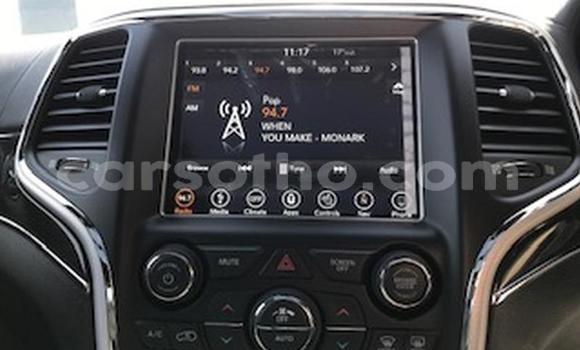 Sayi Na hannu Jeep Grand Cherokee Other Mota in Maseru a Maseru Sayi Na hannu Jeep Grand Cherokee Other Mota in Maseru a Maseru