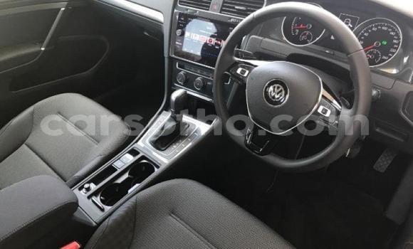 Sayi Na hannu Volkswagen Golf White Mota in Maseru a Maseru Sayi Na hannu Volkswagen Golf White Mota in Maseru a Maseru