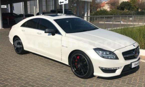 اشتري مستعمل Mercedes-Benz CLA-klasse AMG White سيارة في Maseru في Maseru اشتري مستعمل Mercedes-Benz CLA-klasse AMG White سيارة في Maseru في Maseru