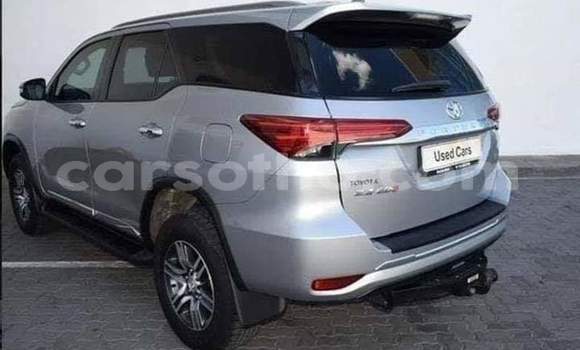 Acheter Occasion Voiture Toyota Fortuner Gris à Mafeteng, Mafeteng Acheter Occasion Voiture Toyota Fortuner Gris à Mafeteng, Mafeteng