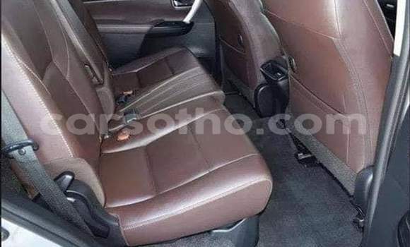 Acheter Occasion Voiture Toyota Fortuner Gris à Mafeteng, Mafeteng Acheter Occasion Voiture Toyota Fortuner Gris à Mafeteng, Mafeteng