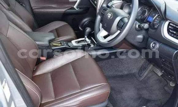Acheter Occasion Voiture Toyota Fortuner Gris à Mafeteng, Mafeteng Acheter Occasion Voiture Toyota Fortuner Gris à Mafeteng, Mafeteng