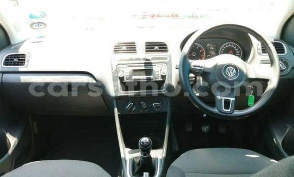 Sayi Na hannu Volkswagen Polo Silver Mota in Maseru a Maseru Sayi Na hannu Volkswagen Polo Silver Mota in Maseru a Maseru
